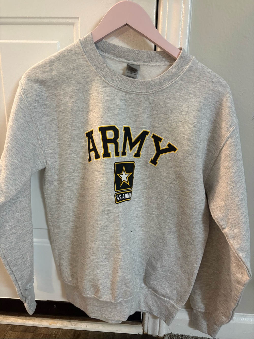 U.S. Army Unisex Gray Crewneck Sweatshirt